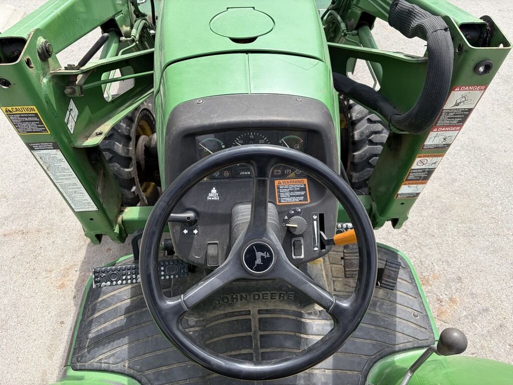 0 John Deere 4400 Tractor