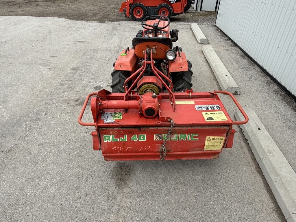 68255678 4