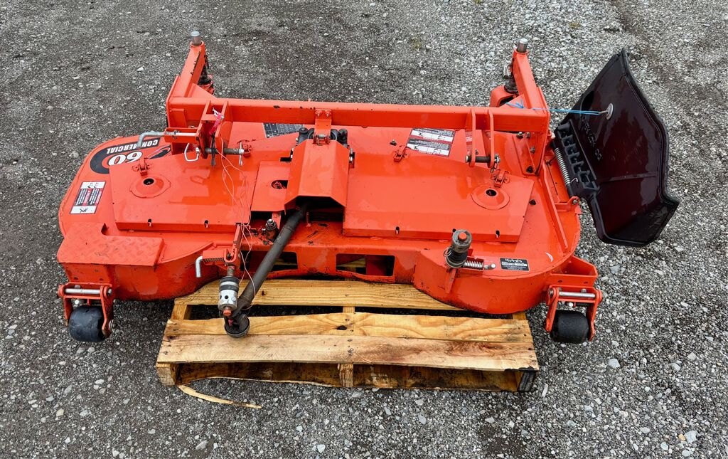 2016 Kubota M7060HSDCC12