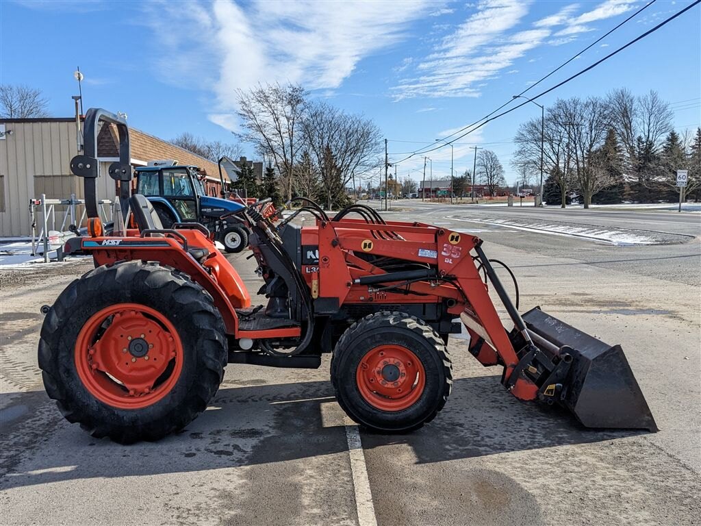 2000 Kubota L3010HST