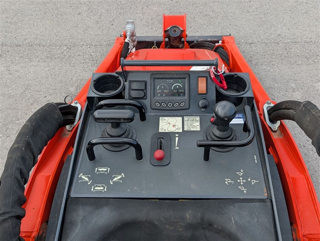 2023 Kubota SCL1000