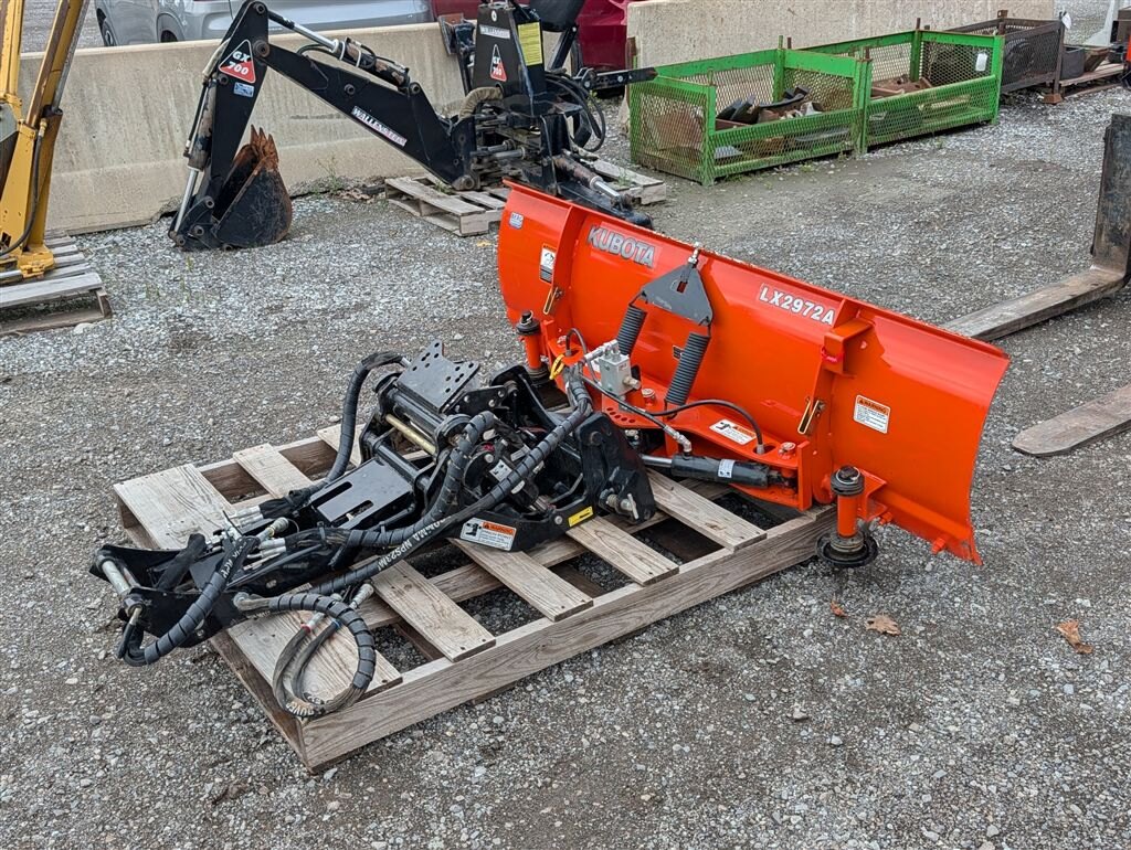 0 Kubota LX2972A 72" Blade & Subframe