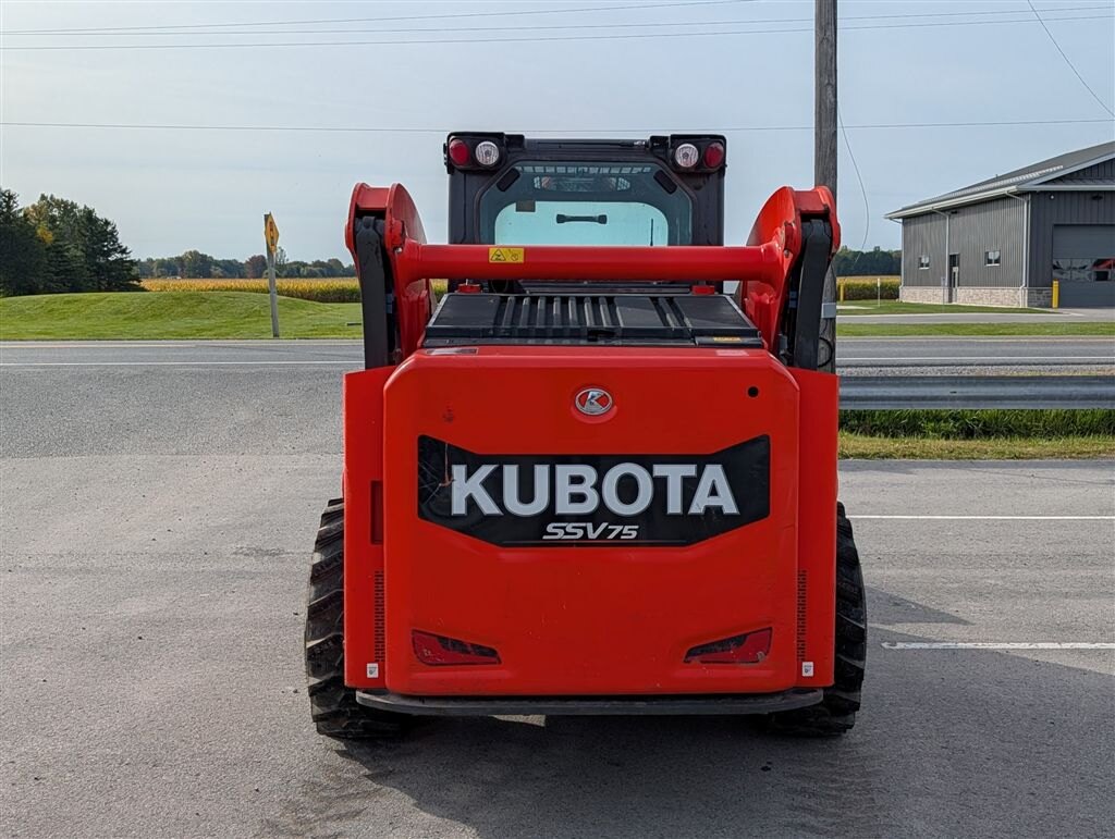 2017 Kubota SSV75P