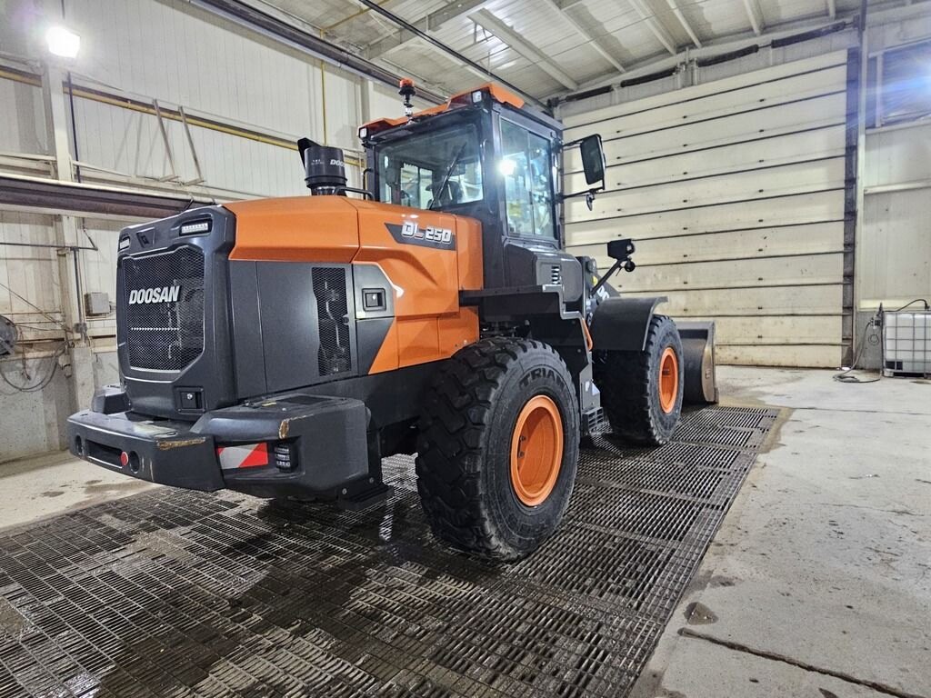 2022 Bobcat Tilt-Tatch