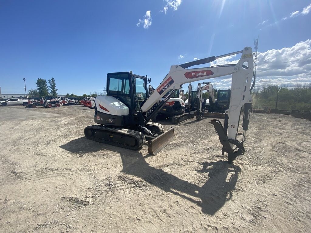 2022 Bobcat Compact Excavators E60 R2 Long Arm