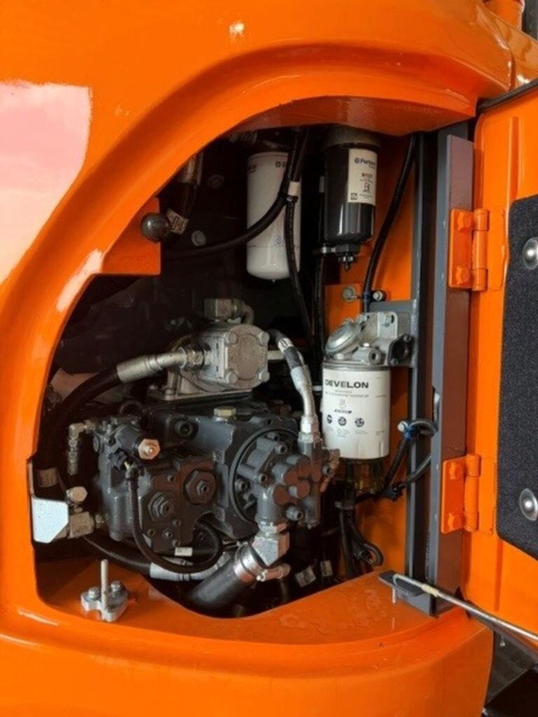 2022 DOOSAN DX140 LCR 5