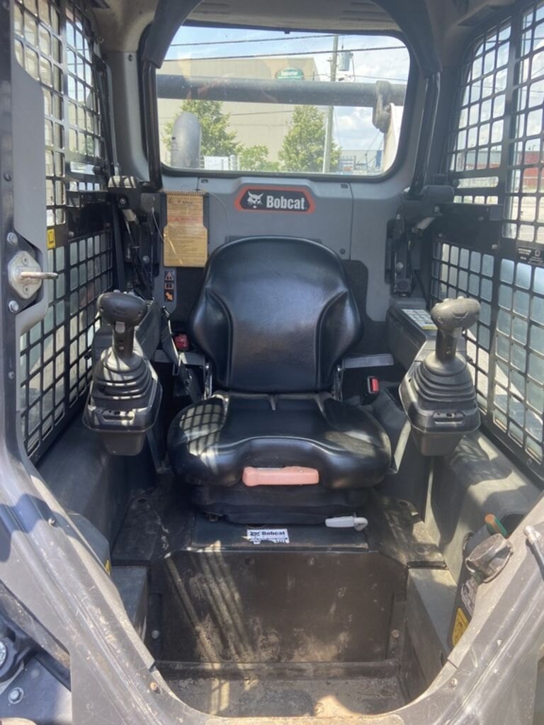 2021 Bobcat T76