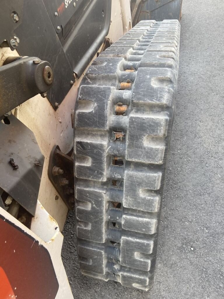 2021 Bobcat T76