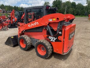 2022 KUBOTA SSV65