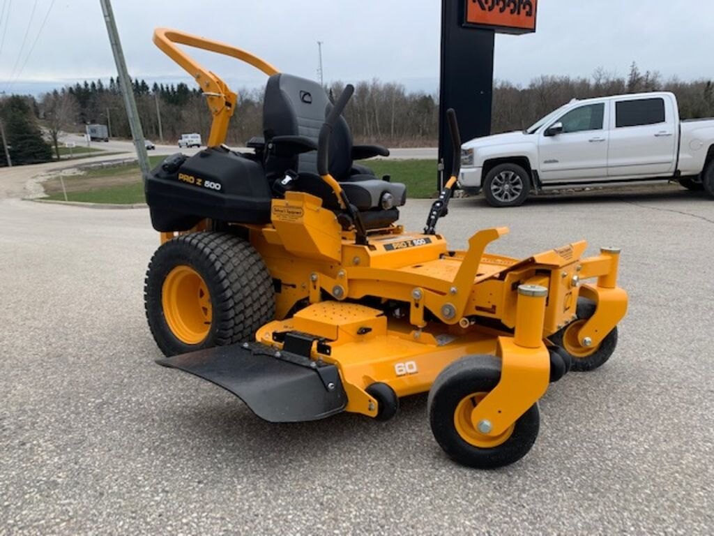 2022 CUB CADET PRO Z 560 COMMERCIAL ZERO TURN