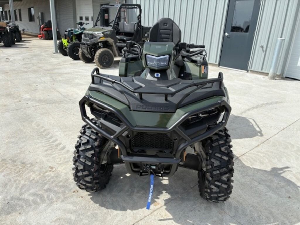 2026 Argo Frontier 650 HO 8x8 BLACK