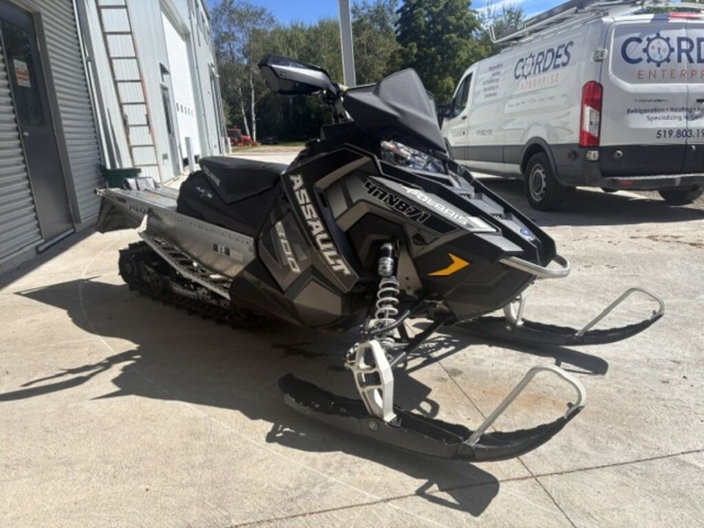 2019 Cub Cadet XT2 LX42 KW (13BGA1CS596)