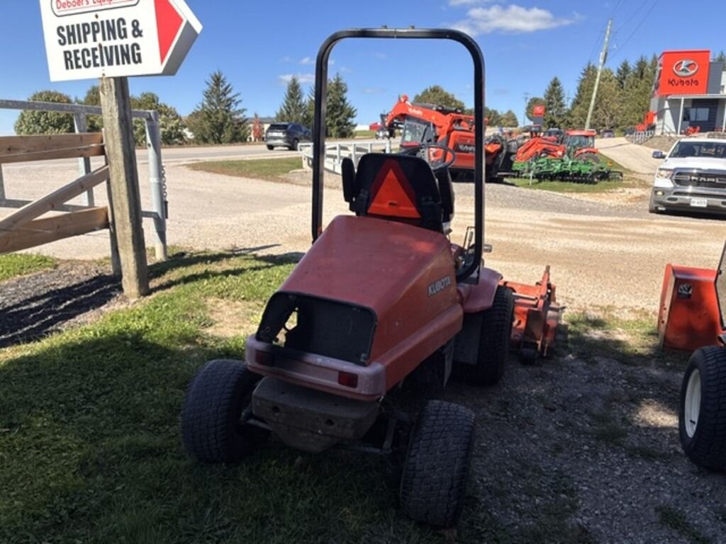 2001 KUBOTA F2560