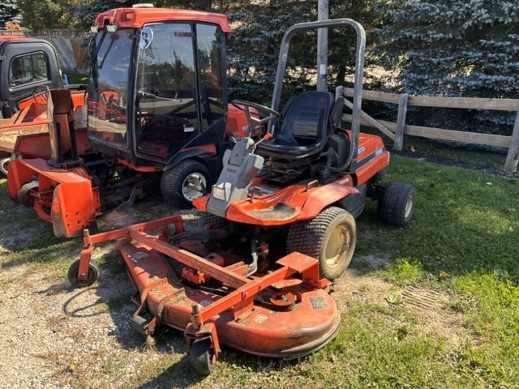 2001 KUBOTA F2560