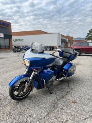 2014 Victory Motorcycles Cross Country Tour Two Tone Sonic Blue & Silver