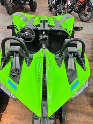 2025 Polaris Slingshot Slingshot SL AutoDrive Liquid Lime