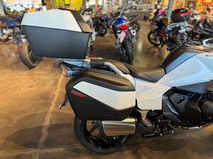 2026 BMW R 1300 RT Alpine White 3