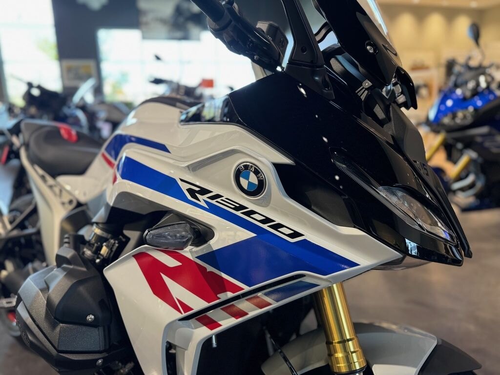 2026 Indian Motorcycle Chieftain PowerPlus Dark Horse 112 w/PowerBand Black Crystal w/Black Meta