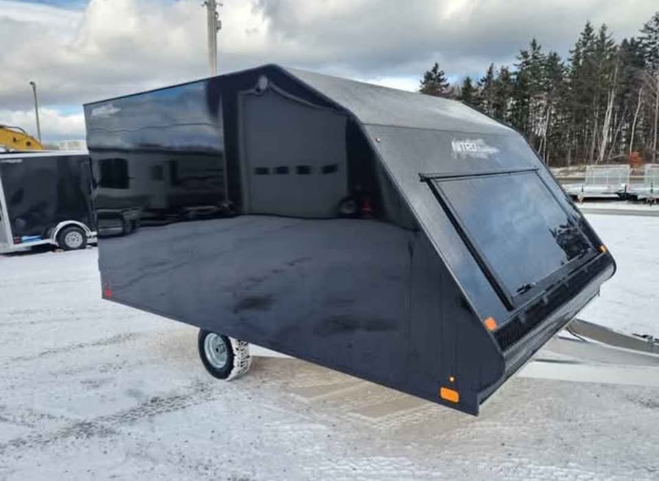 N&N ICH718G10K Iron Trailer - 10K GVWR, Slide-In Ramps