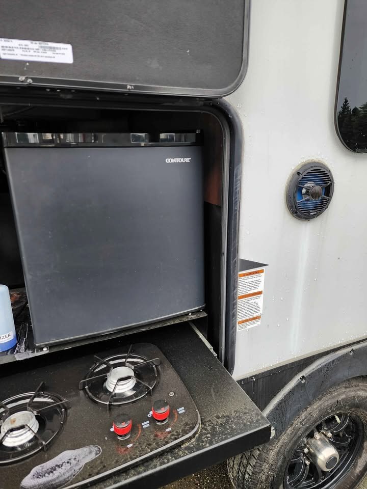 2022 Forest River Cherokee Black Label 274RKBL Rear Kitchen Travel Trailer
