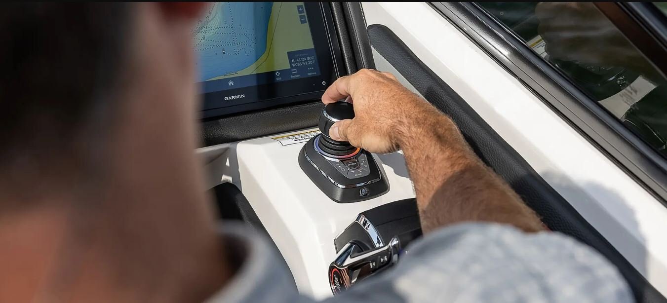 2025 Godfrey Sanpan 2700 SBW