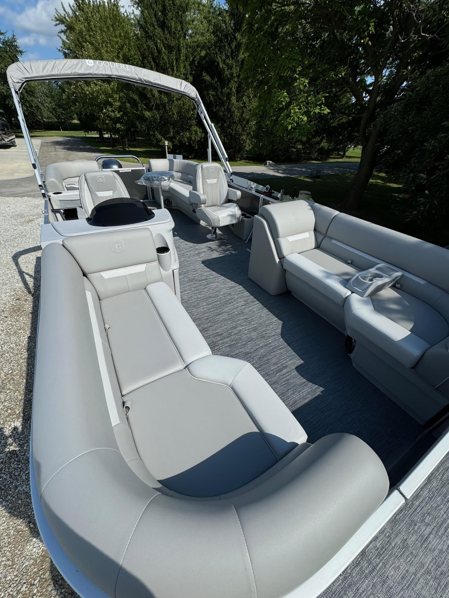 2021 Godfrey SW226C Pontoon