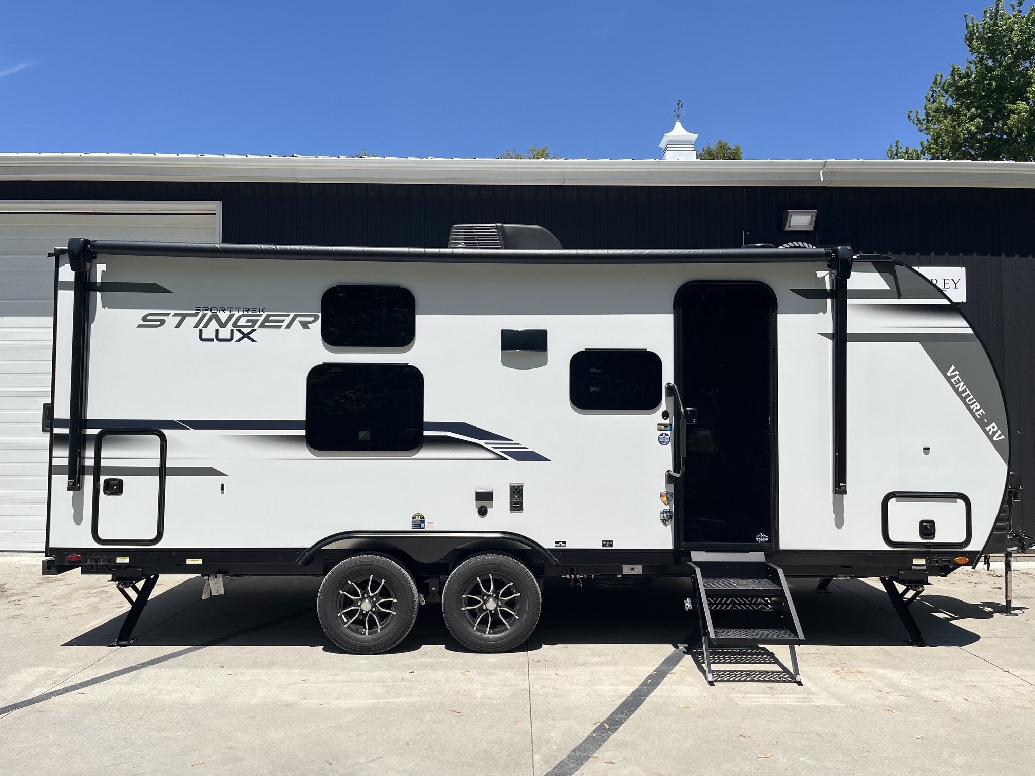 2026 Godfrey Pontoons Sweetwater 2486 SFL