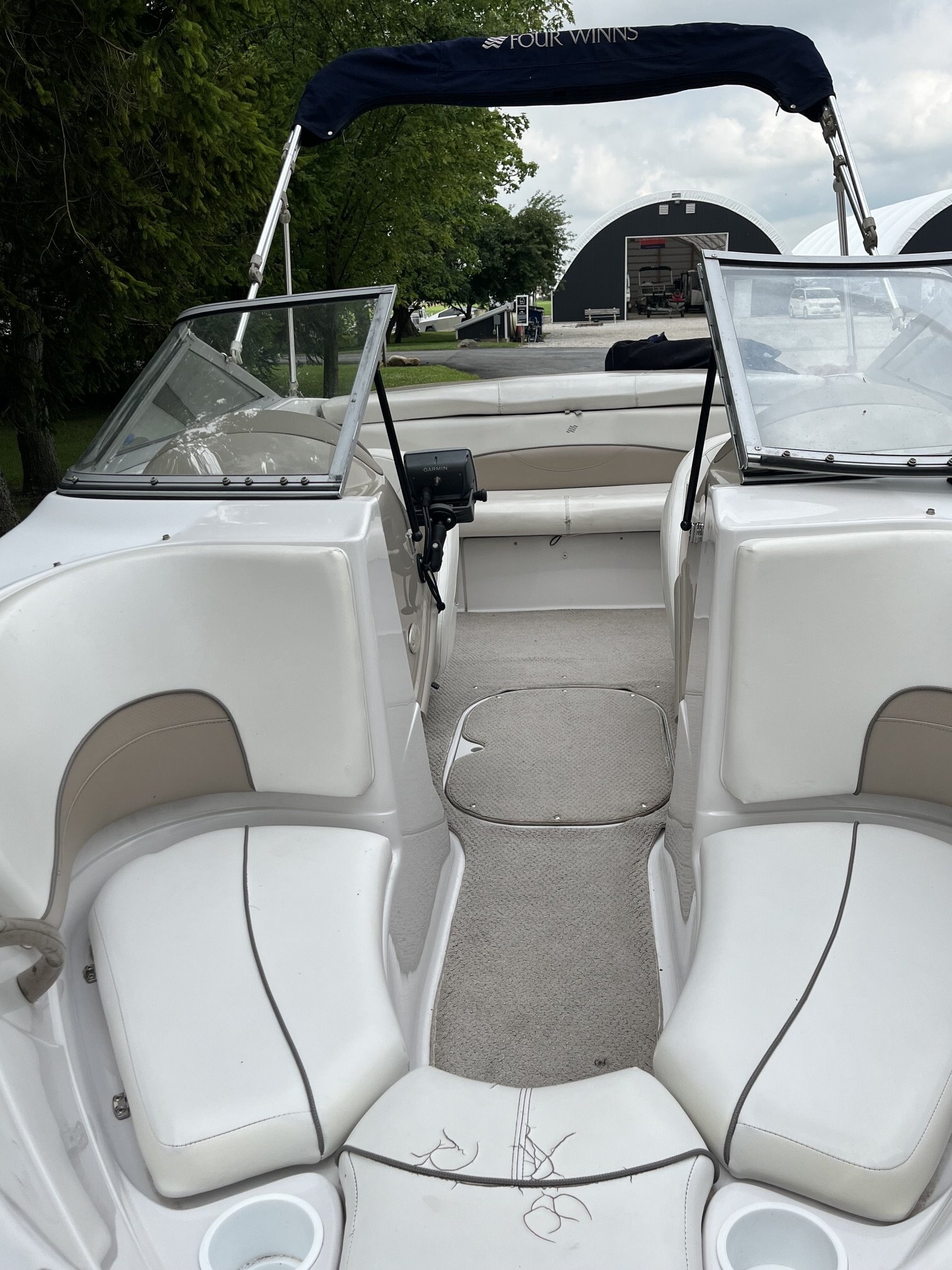 2005 Four Winns H170