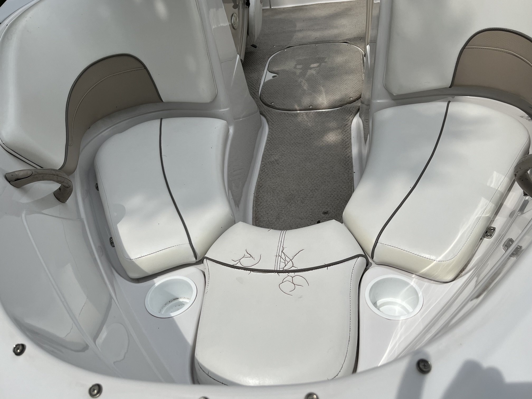 2005 Four Winns H170