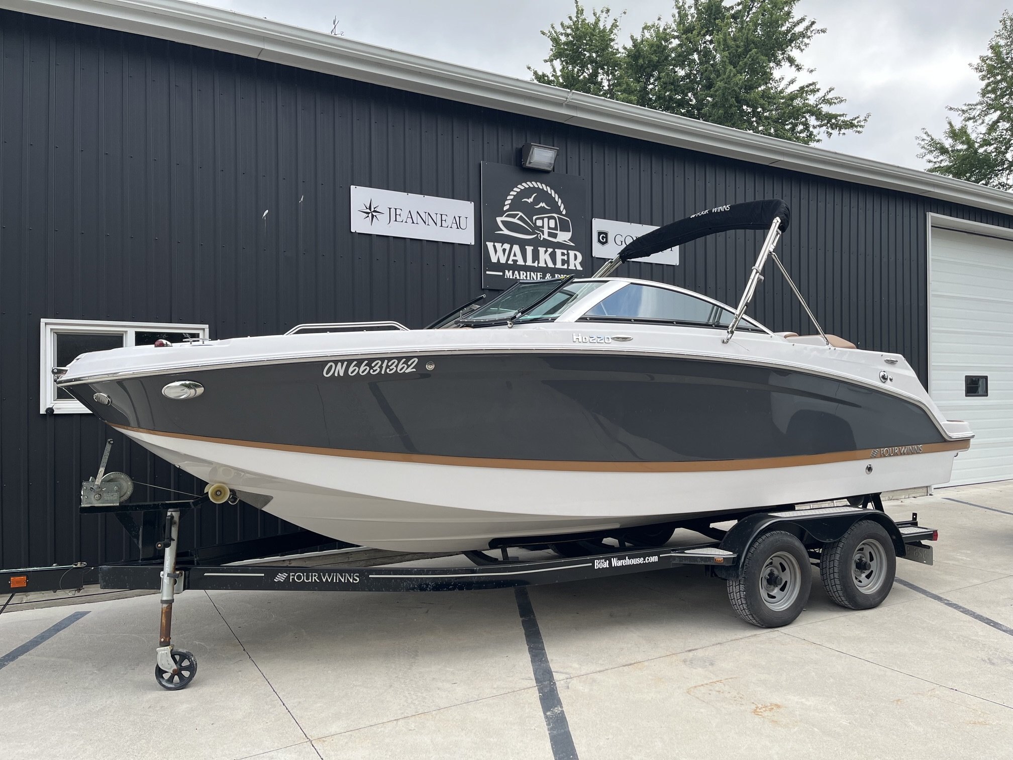 2019 Glastron 245 GTS