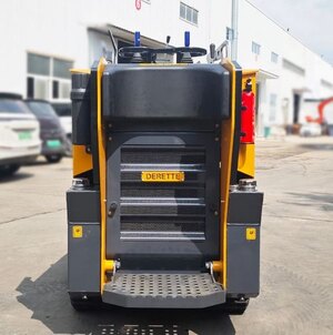 Derette XC1100 Mini Skid Steer Loader with Standard Bucket