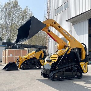 Derette V1000 Mini Skid Steer Loader with Standard Bucket