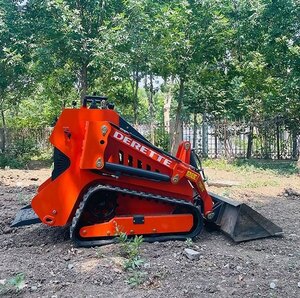 Derette T800 Mini Skid Steer Loader with Standard Bucket