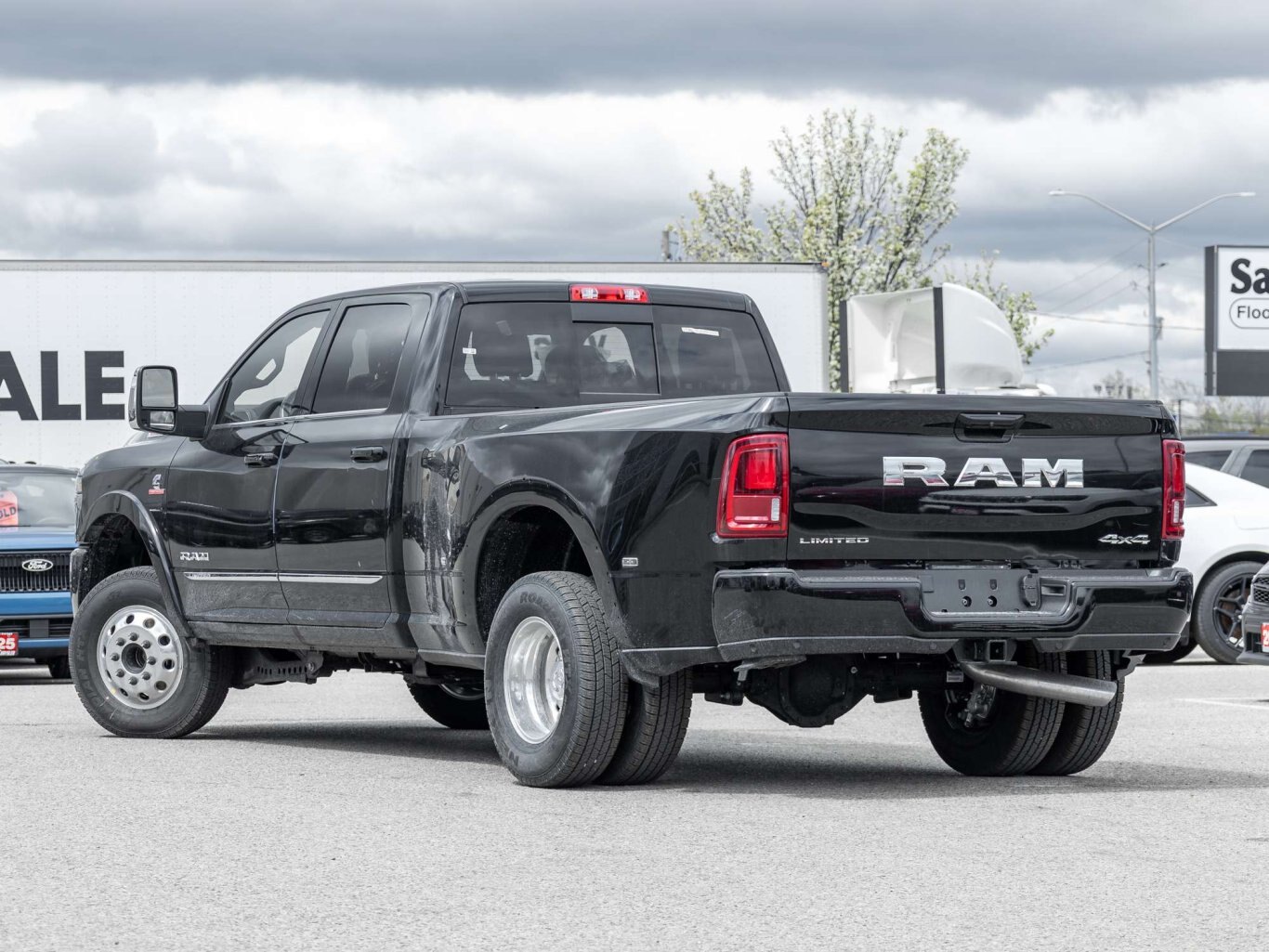 2026 Ram 1500 Express 4x4 Crew Cab 5'7  Box