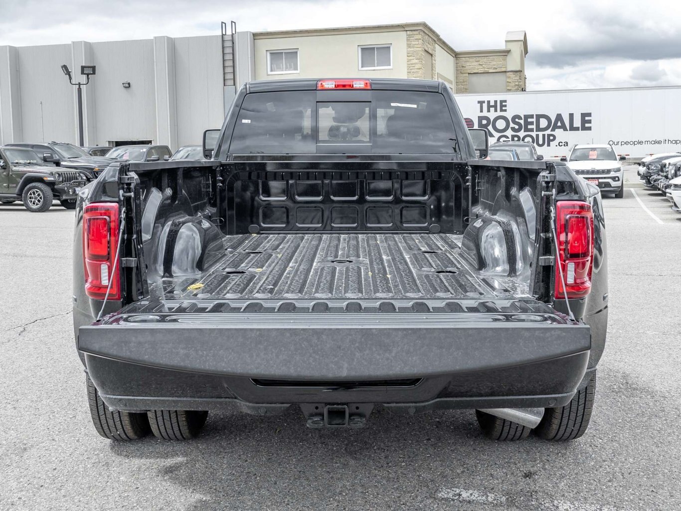 2026 Ram 3500 LIMITED DUALLY 4X4 CREW CAB LOADED DIESEL