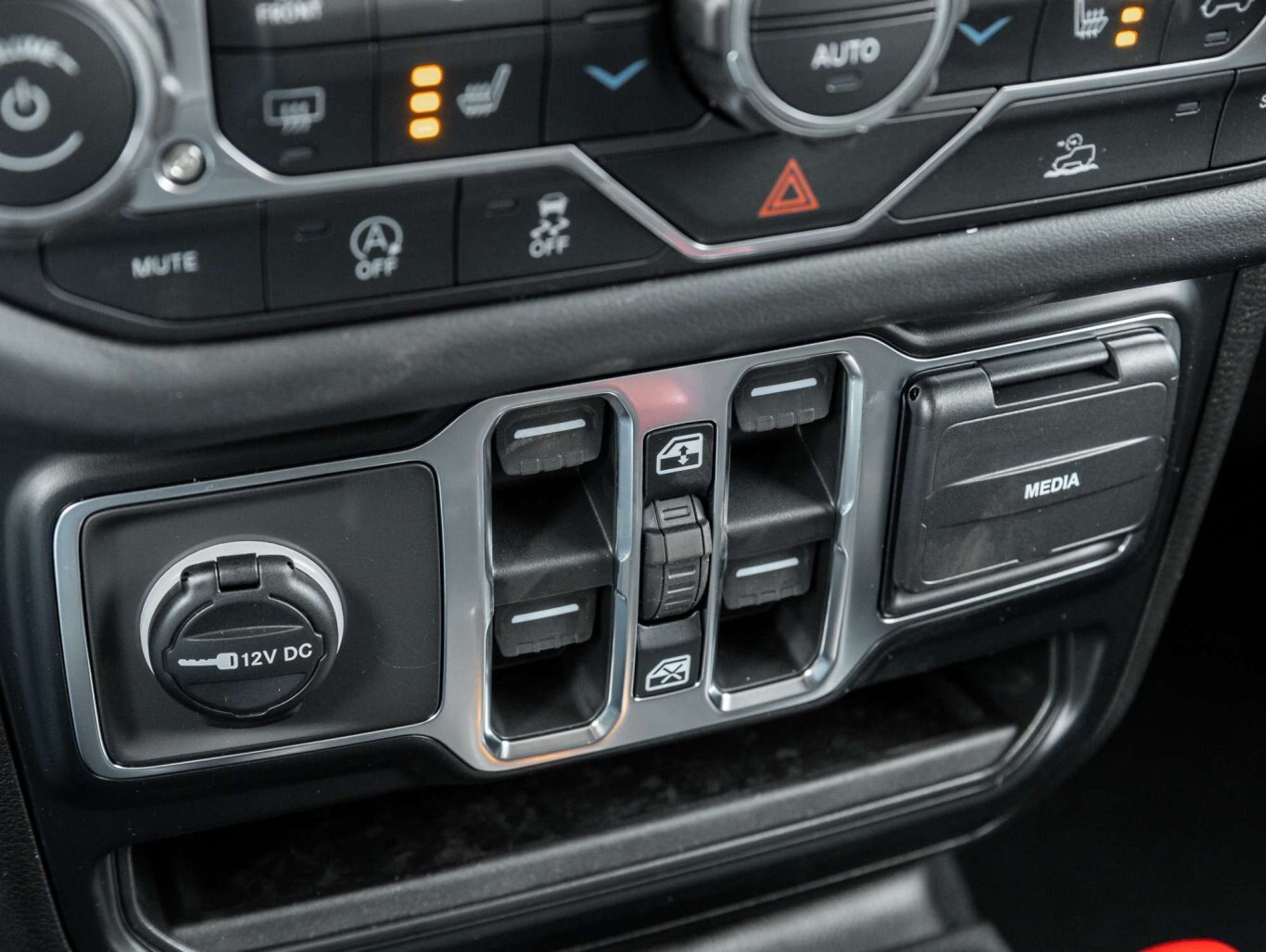 2026 Jeep Wrangler SAHARA 0% FINANCING AVAILABLE FOR 84 MONTHS