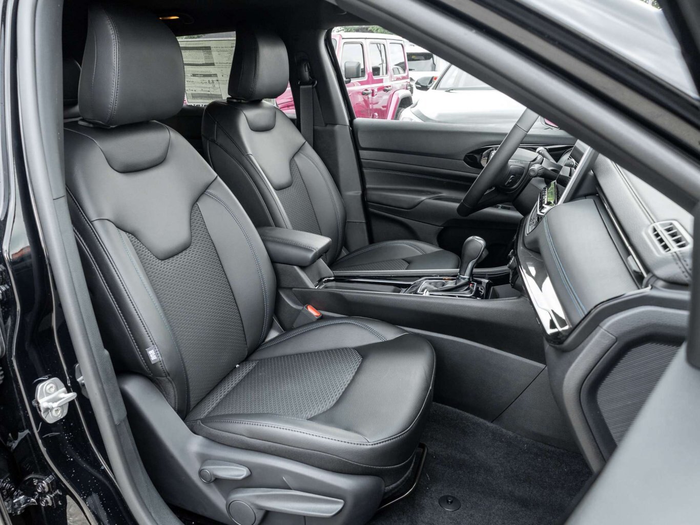 2026 Jeep Compass ALTITUDE BRAND NEW BLACK OUT PKG LOADED