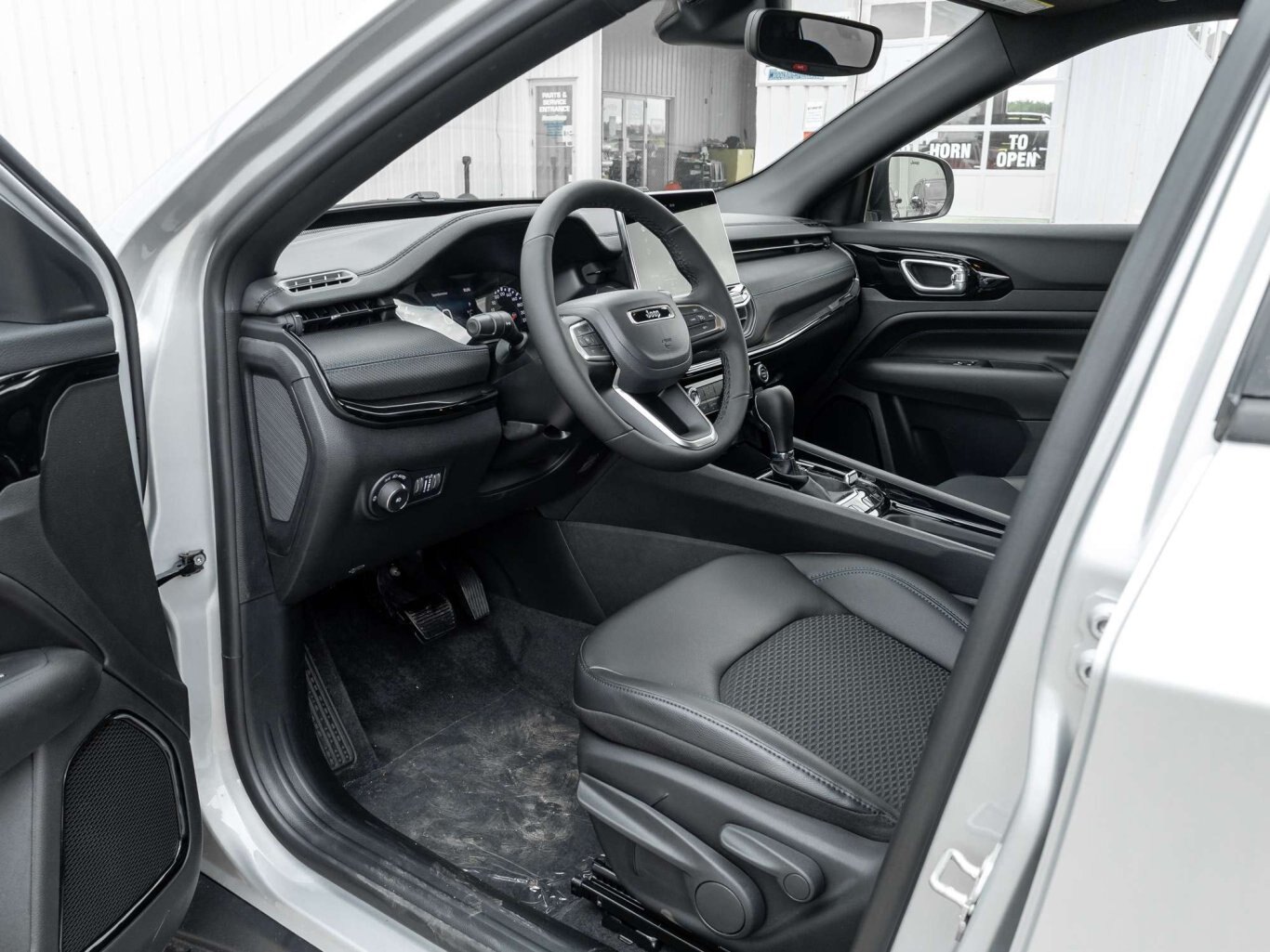 2026 Jeep Compass ALTITUDE BRAND NEW LOW PAYMENTS 4X4