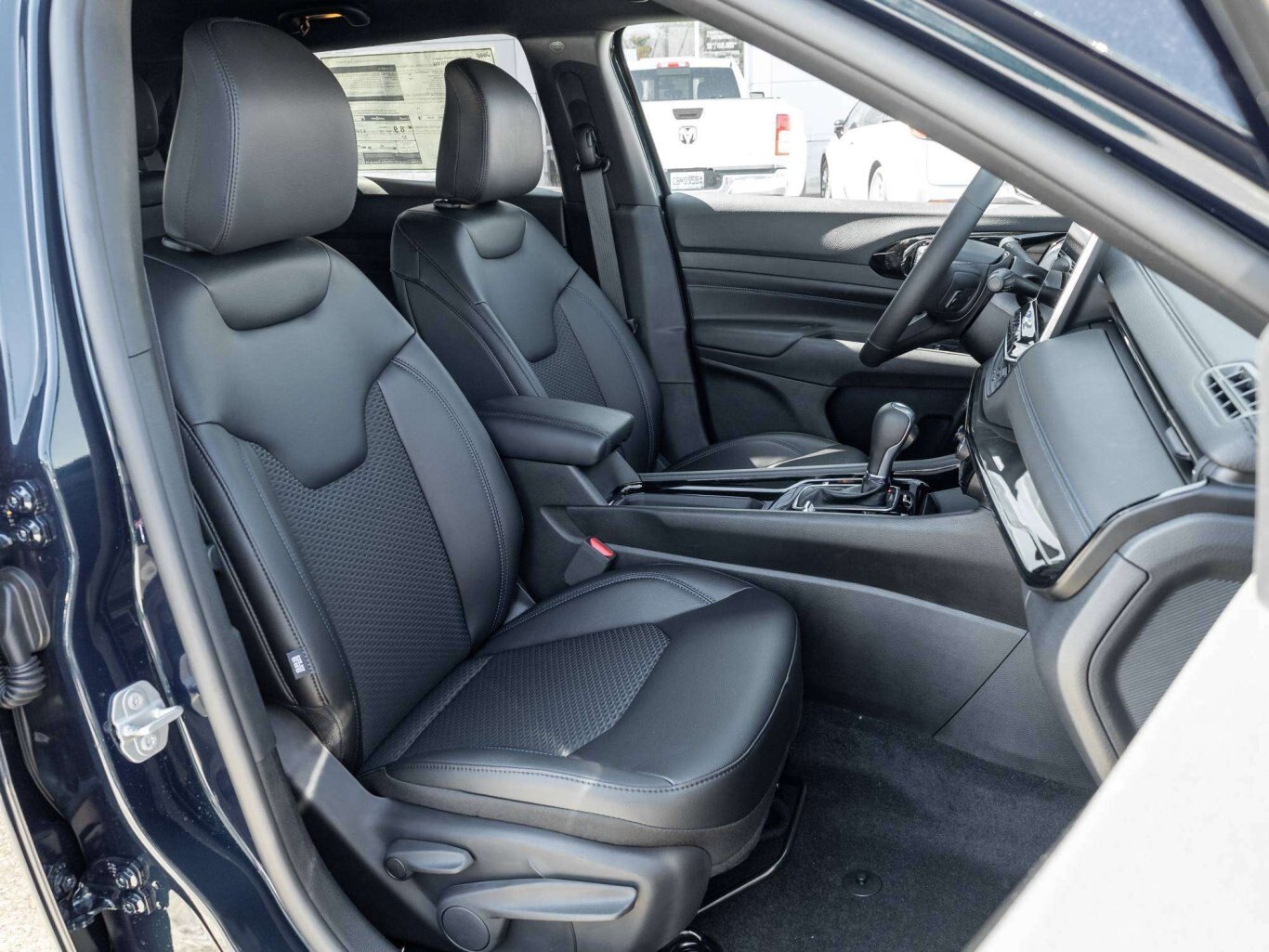 2026 Jeep Compass NORTH BLACK TOP CAR PLAY 10.1INCH SCREEN