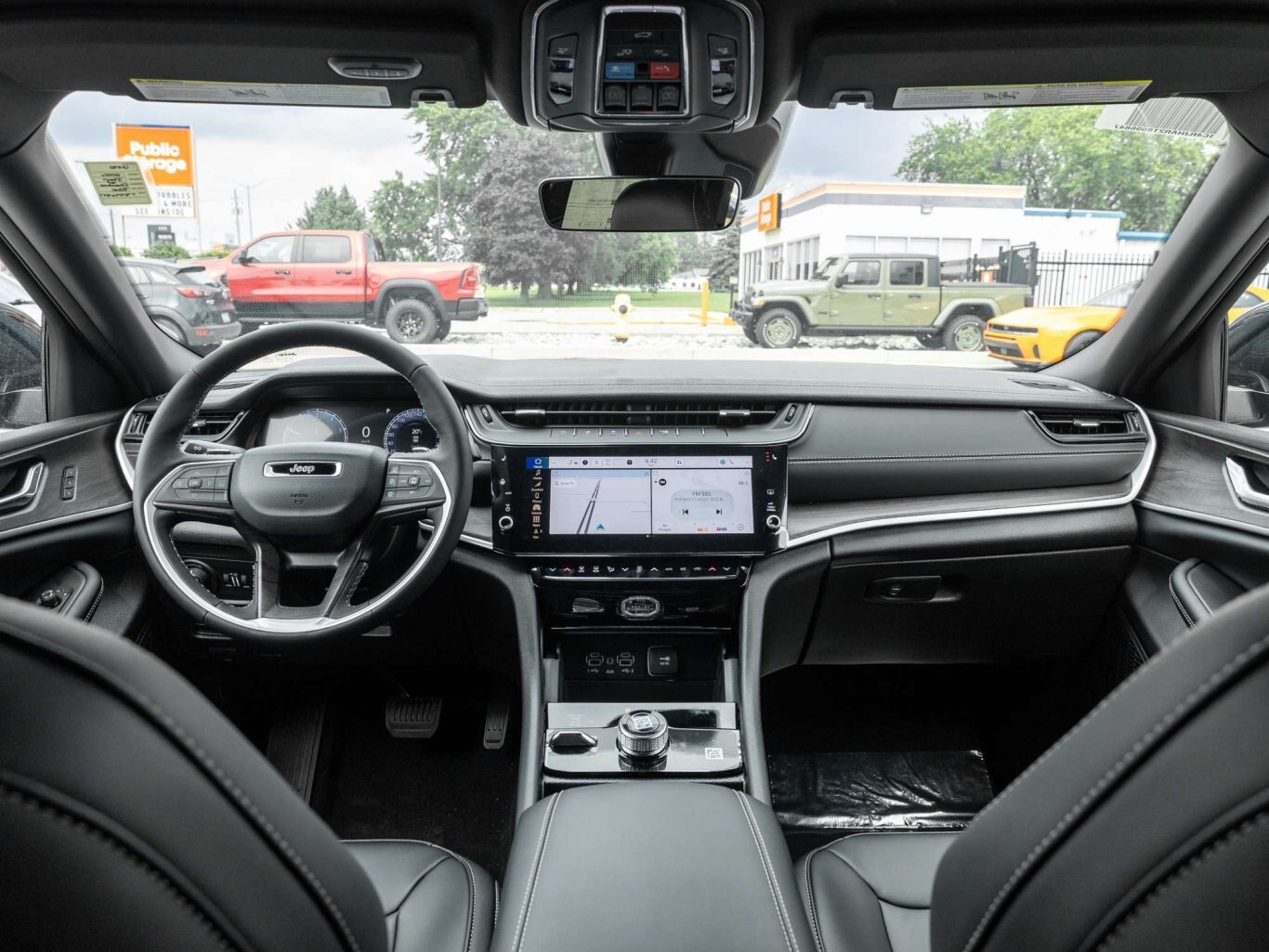 2026 Jeep Grand Cherokee LIMITED ALL NEW DESIGN MUST SEE SAVE BIG!