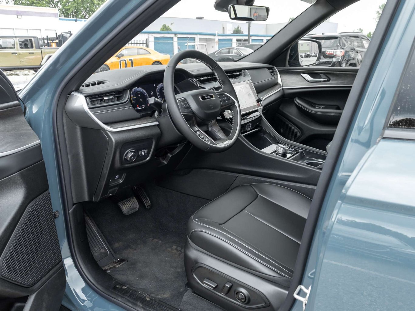 2026 Jeep Grand Cherokee LIMITED ALL NEW DESIGN MUST SEE SAVE BIG!