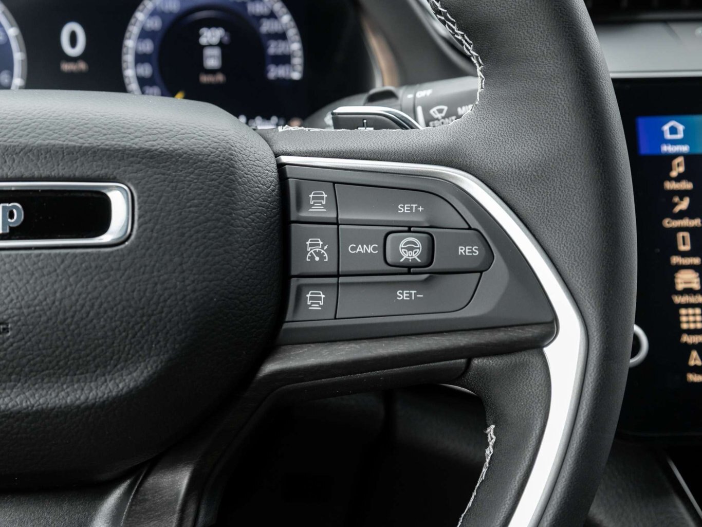 2026 Jeep Grand Cherokee LIMITED ALL NEW DESIGN MUST SEE SAVE BIG!