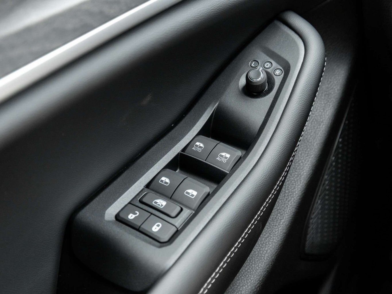 2026 Jeep Grand Cherokee LIMITED ALL NEW DESIGN MUST SEE SAVE BIG!