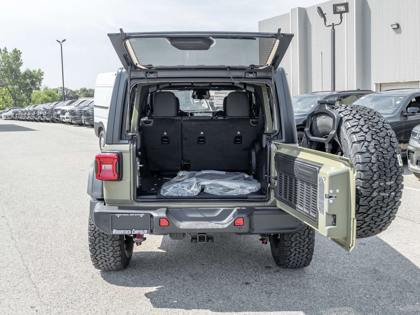 2026 Jeep Wrangler WILLYS 35 TIRES 0% AVAILABLE FOR 84 MONTHS