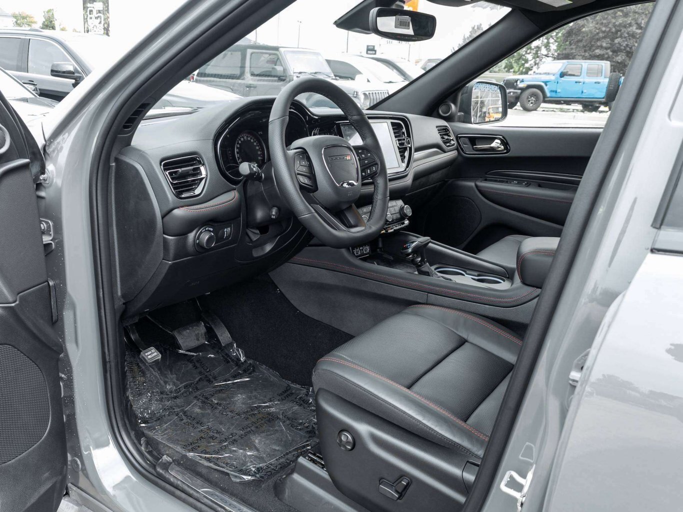 2026 Dodge Durango HEMI 7 PASSENGER BRAND NEW LOW KMS