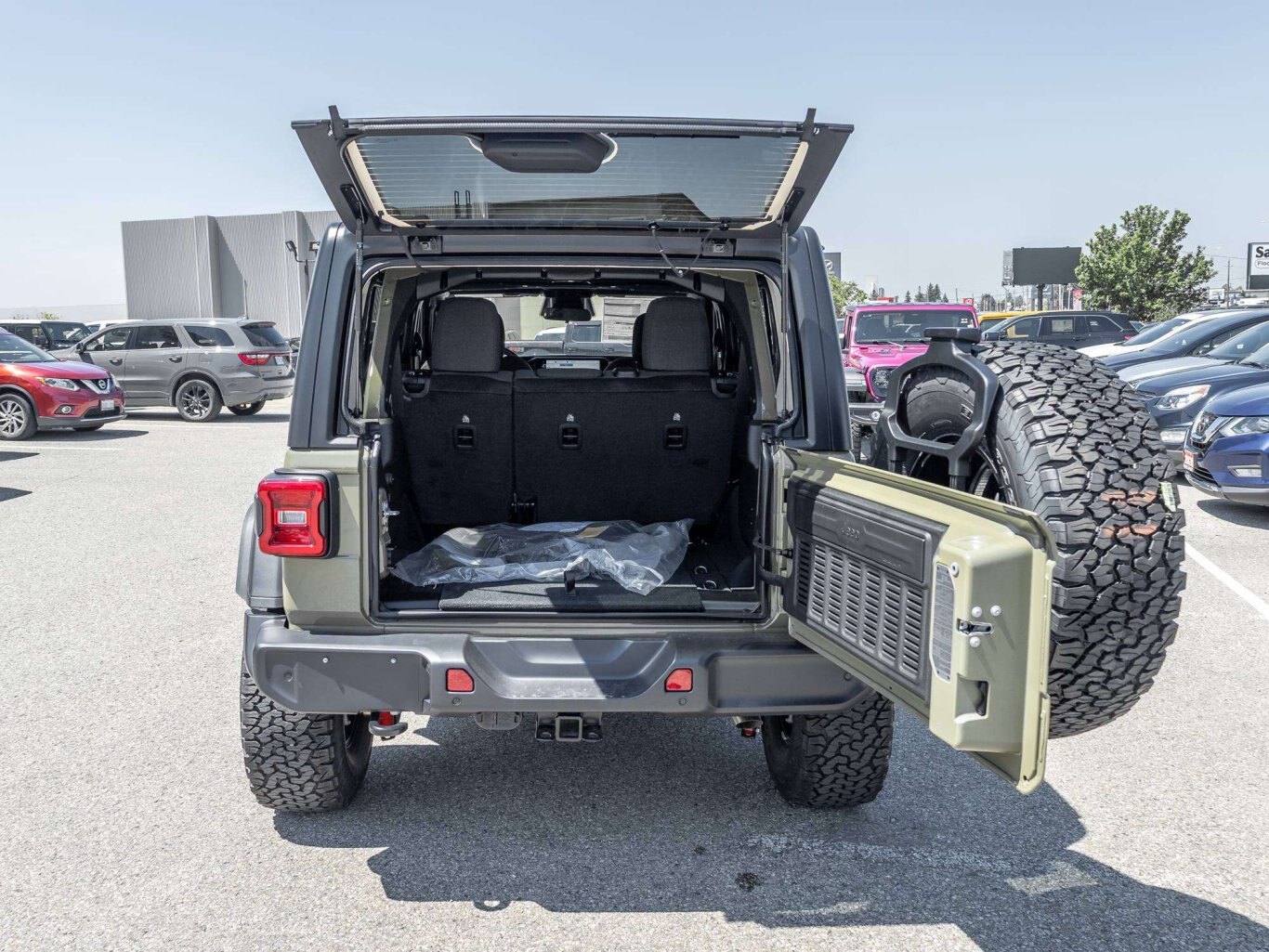2026 Jeep Wrangler WILLYS SAFETY GROUP LED HEATED SEATS LOADED