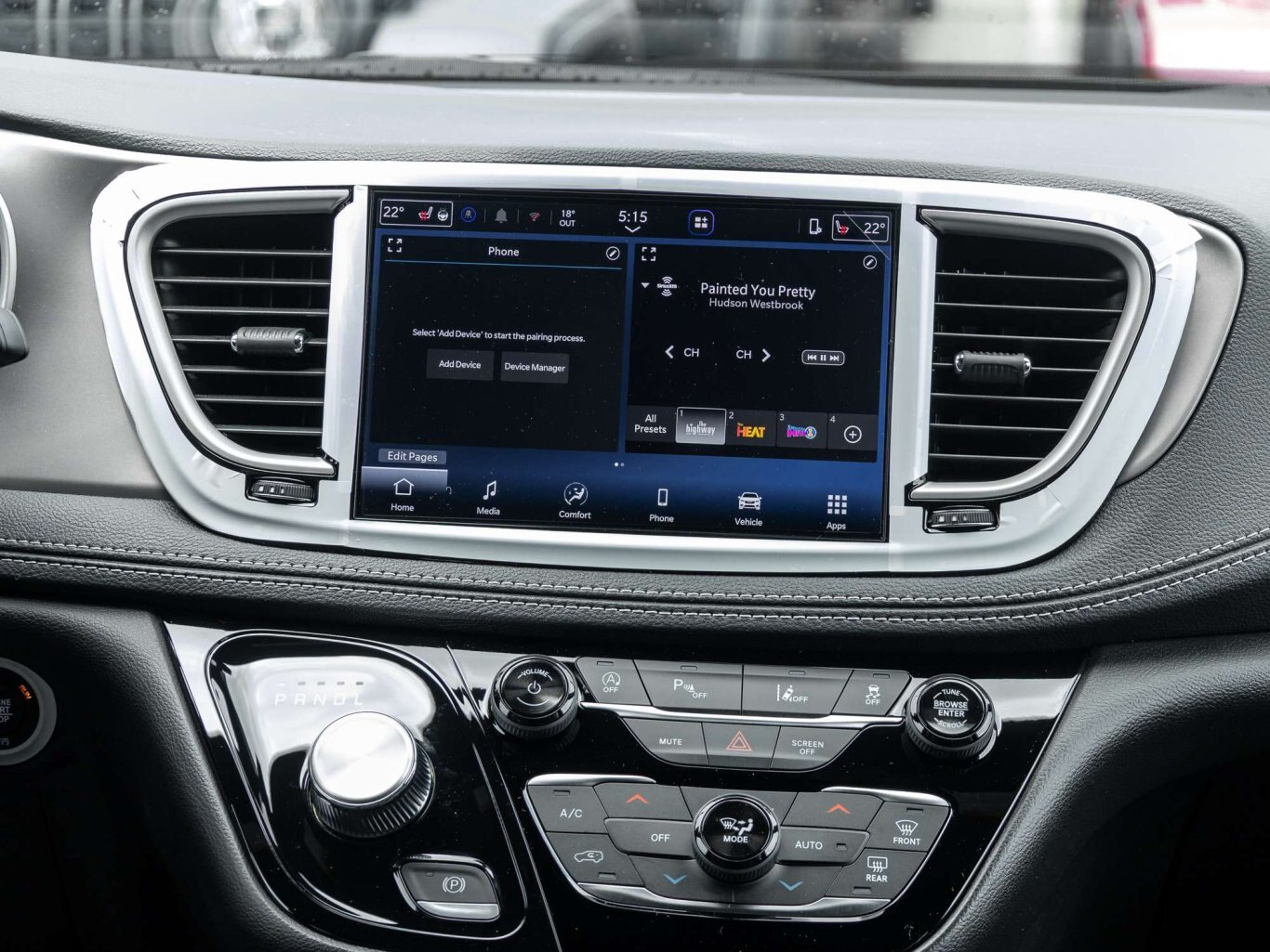 2027 Chrysler Pacifica S PKG ALL NEW DESIGN LOW RATES SAVE BIG !