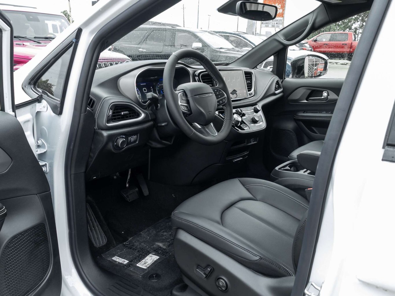 2027 Chrysler Pacifica S PKG ALL NEW DESIGN LOW RATES SAVE BIG !