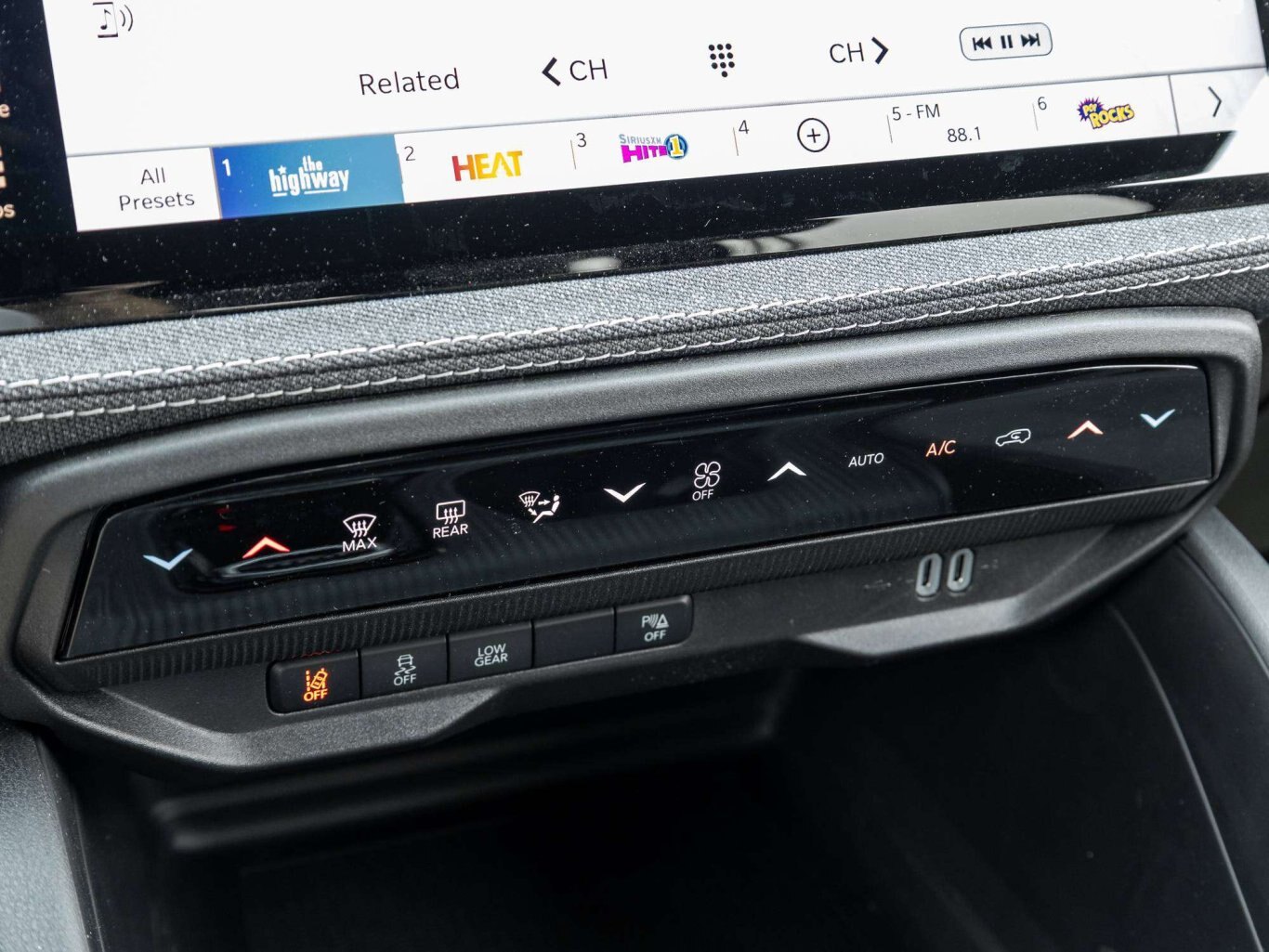 2026 Jeep Cherokee HYBRID ADAPTIVE CRUISE UP TO 800KM A TANK