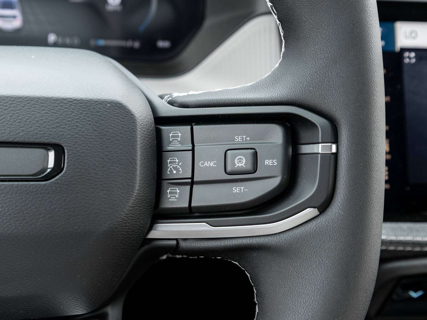 2026 Jeep Cherokee HYBRID ADAPTIVE CRUISE UP TO 800KM A TANK